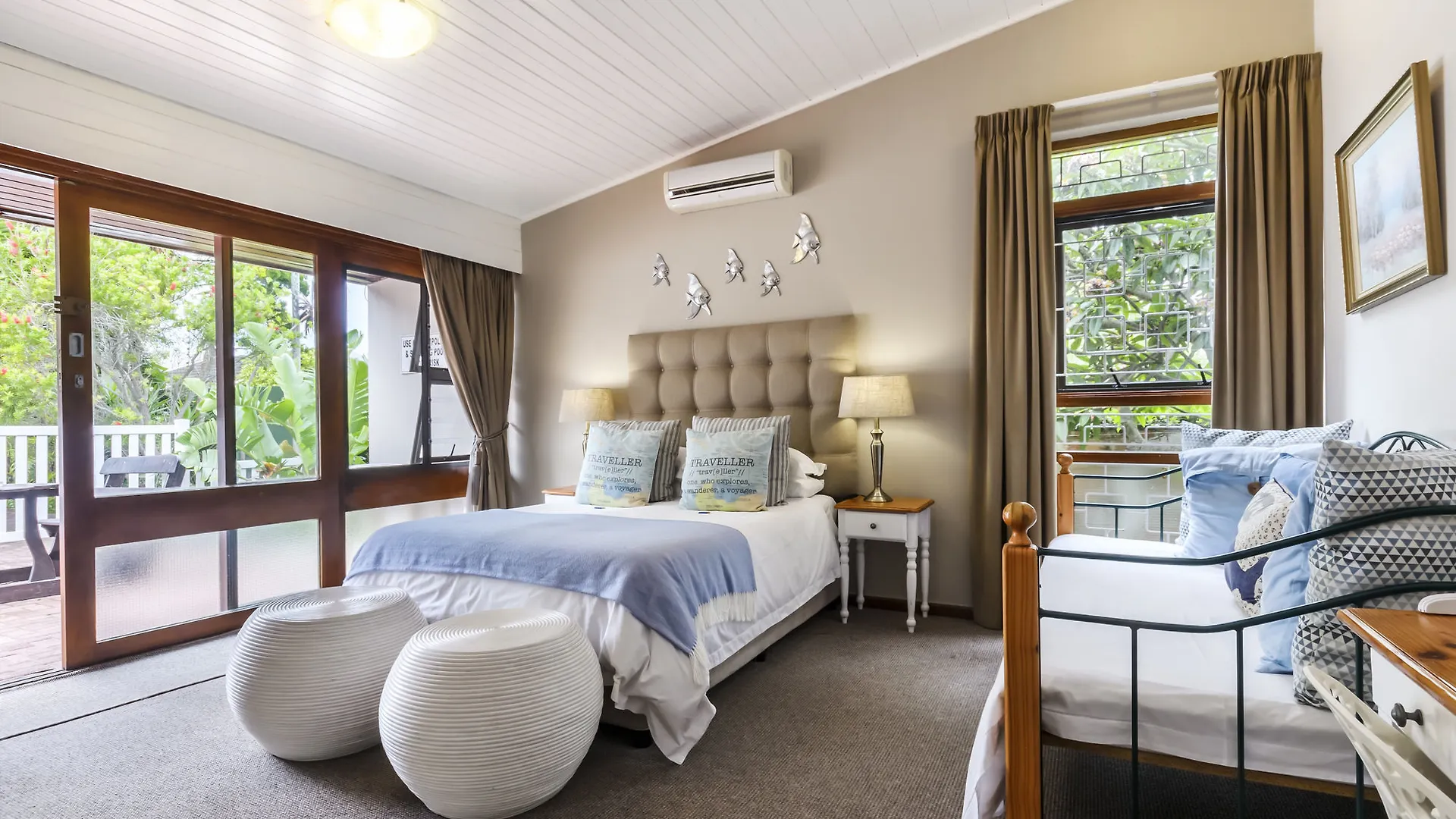 Admirals Lodge Guest House And Brightways Self Catering Apartments Port Elizabeth